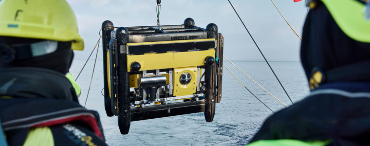 12301 Macartney Focus 3 056 W